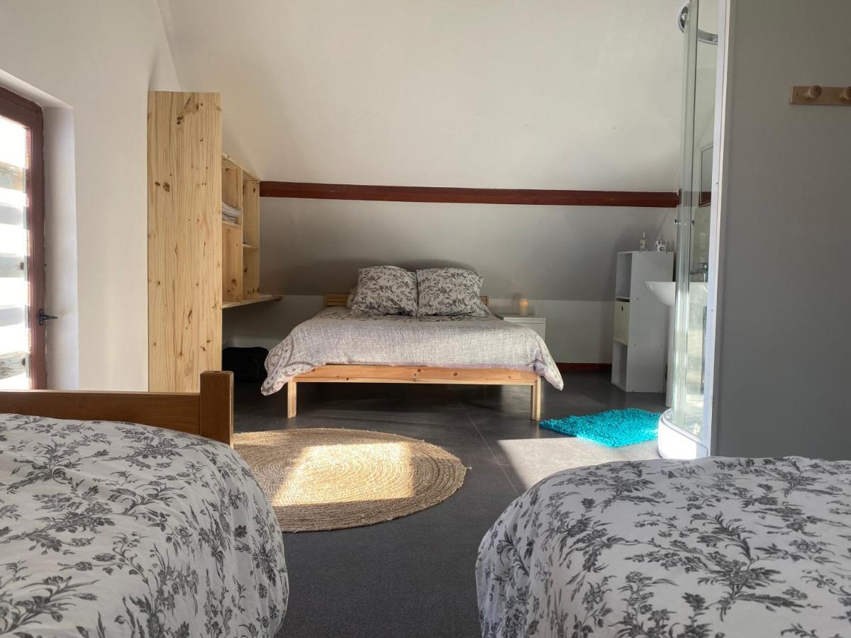 Peyranere Hostel Urdos ภายนอก รูปภาพ